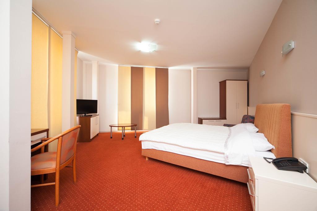 Hotel Lebed Ohrida Exterior foto